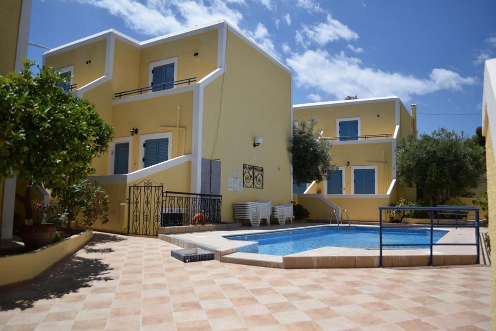 Esperides Maisonettes Agia Marina  Exterior photo